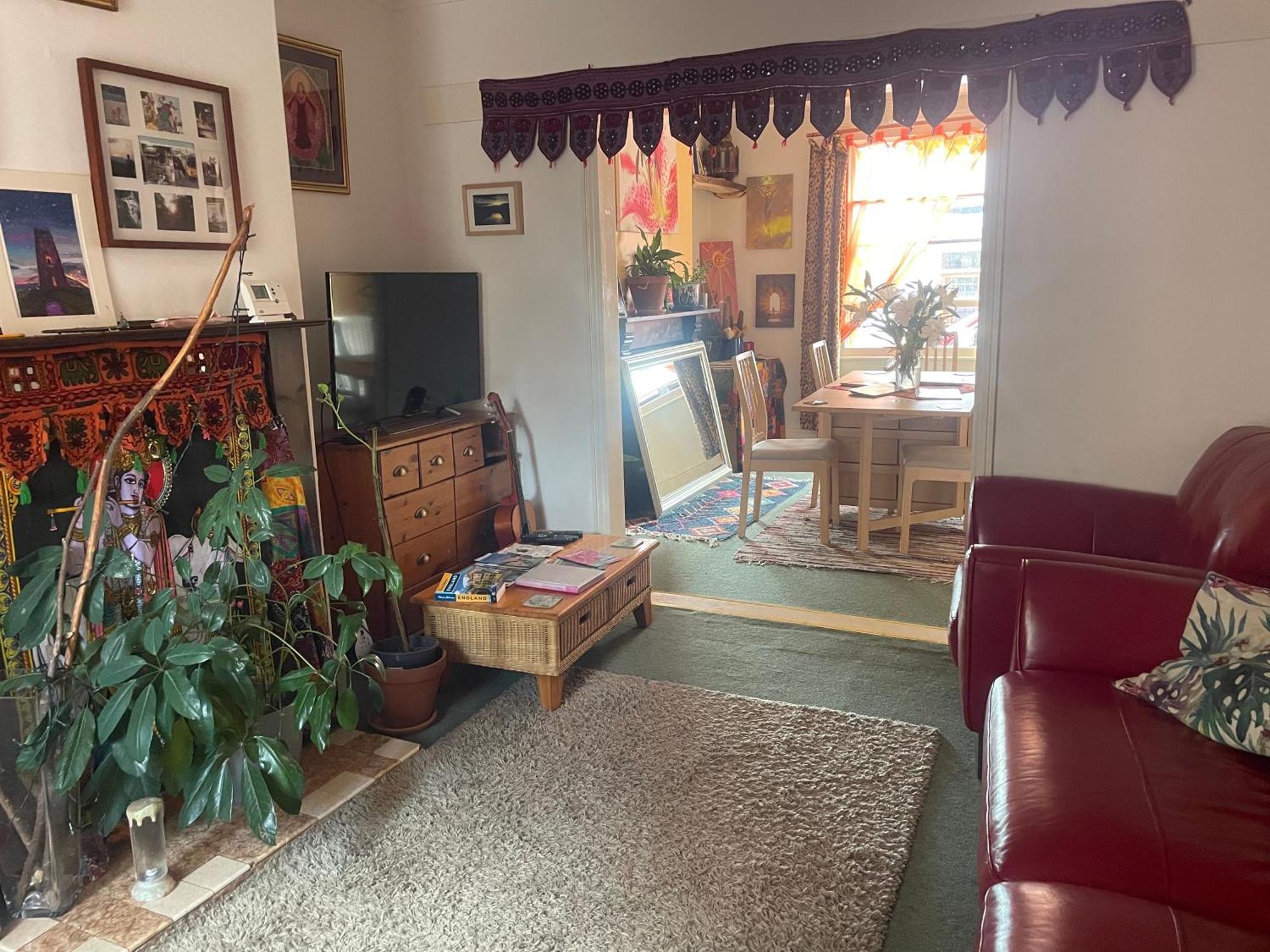 Homestay In The Heart Of Avalon Глостънбъри Екстериор снимка
